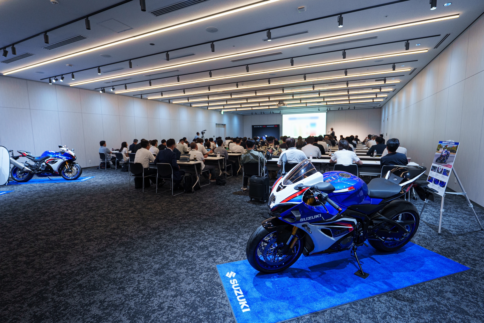 バイク新商品発表会